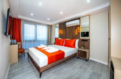 Arnavutkoy Hotel | Cosinüs Airport Hotel