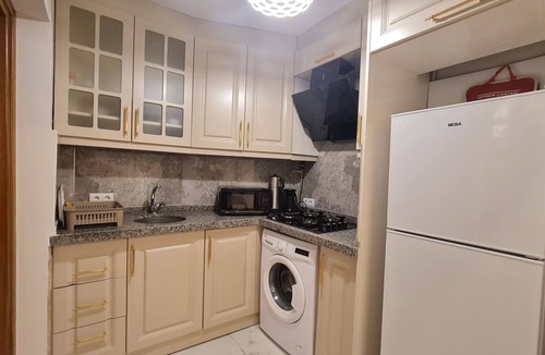 Yıldırım Apartment | Cozy 1BR Located Near the UNESCO World Heritage Green Masjid in Bursa City