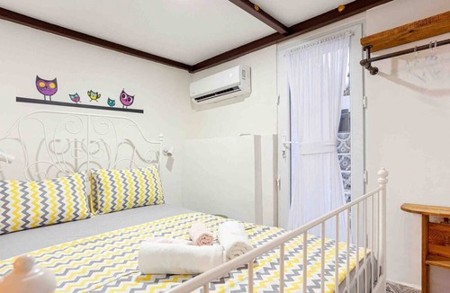 Gumussuyu Mahallesi Apartment | Cozy, comfortable house in the heart of the city