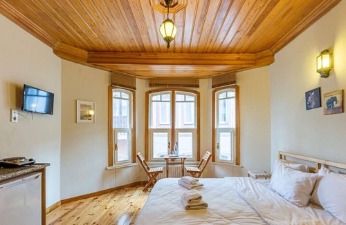Balat Apartment | Cozy Flat near Trendy Attractions in Balat Fatih