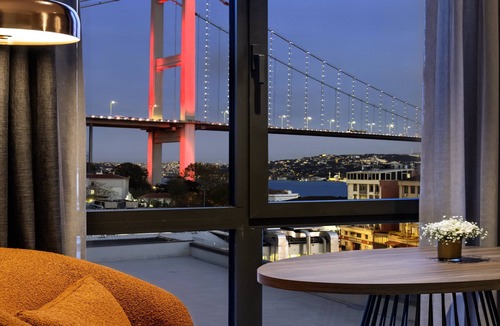 Ortakoy Hotel | Crowne Plaza Istanbul Ortakoy Bosphorus by IHG