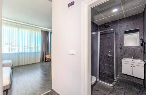 Arnavutkoy Hotel | Dedem Hotel Express-Istanbul Airport