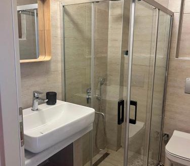 Marmara Hotel | Denizevi Karvunyi