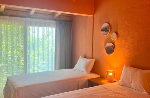Marmara Hotel | Denizevi Karvunyi