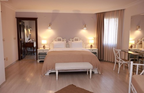 Alacati Hotel | DG BY OPİA
