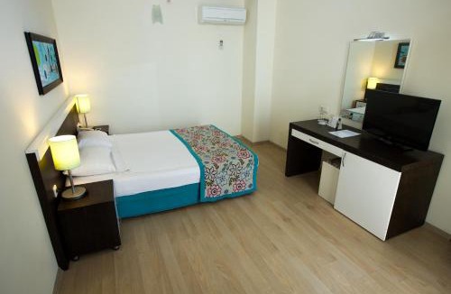 Side Hotel | Dosi Hotel