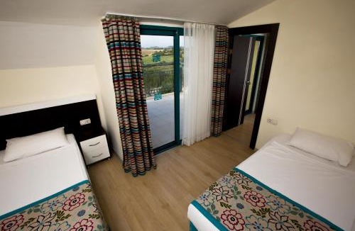 Side Hotel | Dosi Hotel