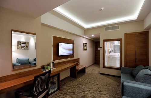 Karsiyaka Hotel | Doubletree by Hilton Izmir Karsiyaka