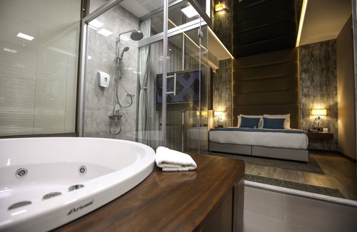 Karsiyaka Hotel | Doubletree by Hilton Izmir Karsiyaka