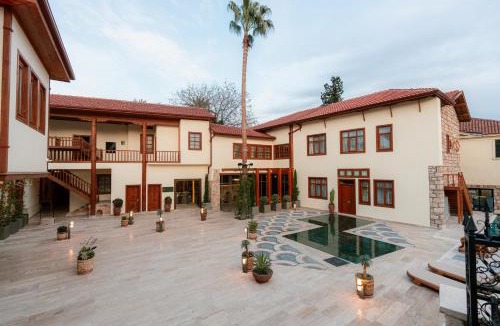 Kaleici Hotel | Dumos Suite Hotel