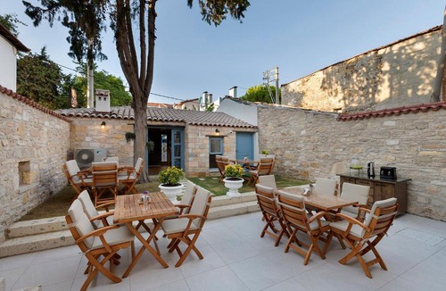 Cesme Hotel | EFLIN HAUS Historical Place & Monument
