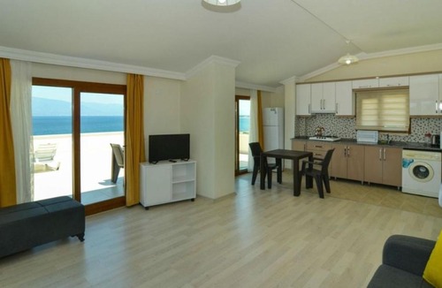 Burhaniye Apartment | Erpey Ferah Apart Otel