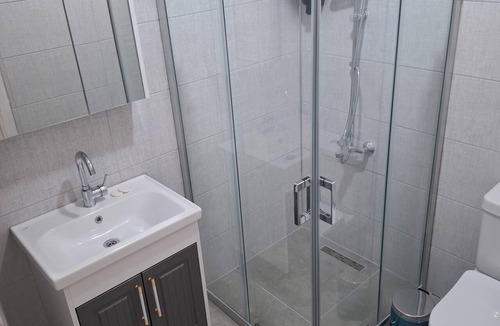 Oren Mahallesi Bed & Breakfast | evim palace ören