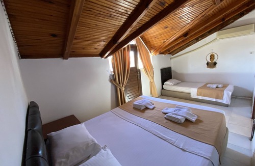 Akyaka City Center Hotel | Fabric Otel Akyaka