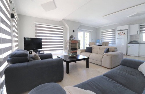 Oludeniz Villa | FT1, The large 5 bedroom villa to rent in Hisaronu Fethiye