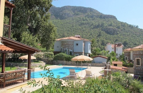 Oludeniz Villa | FT11, Beautiful and authentic 4 bedroom villa to rent in Hisaronu Fethiye