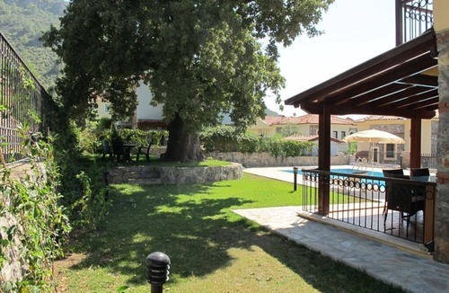 Oludeniz Villa | FT11, Beautiful and authentic 4 bedroom villa to rent in Hisaronu Fethiye