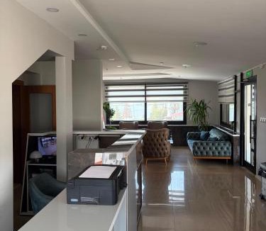 Yenicaga Hotel | Gölpark Otel