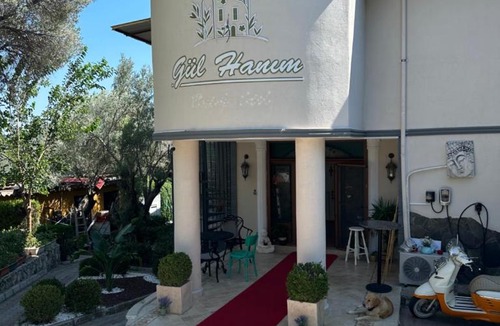 Bornova Hotel | Gül Hanım Konağı Butik otel