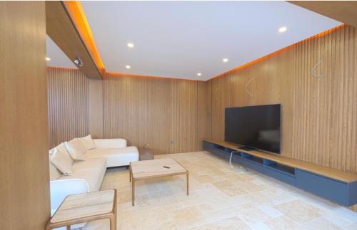 Dagbelen Villa | Gümüşlük Infinity Villa Seaview, Pool & Sauna