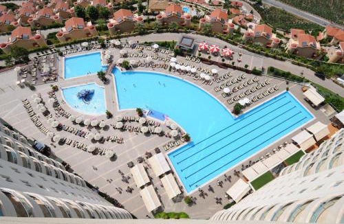 Kargicak Villa | Gold City 1+1 Villa in Free Aquapark