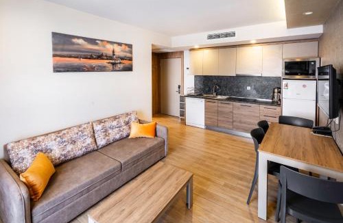 Konyaalti Apartment | Golden World Suite Hotel