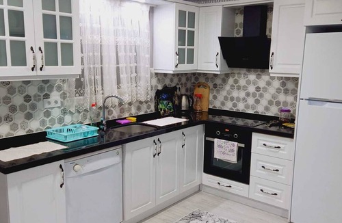 Trabzon House | Güleryüz Konukevi 10 minutes to city center intertwined with nature Cool air