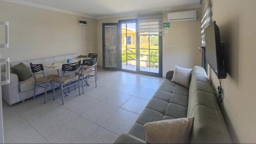 Cumhuriyet Apartment | HAPPY LİFE HOUSES