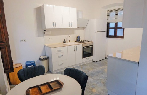 Bodrum City Center House | Historic Bodrum Stone House ,Walk to Beach & Marina, Garden, Sleeps 6