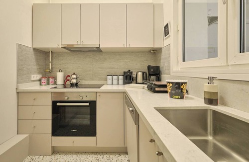 Moda Apartment | Historical Building at the Iconic Tram Street, 3BR
