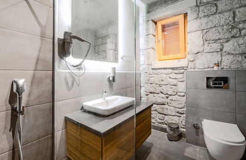 Hacımemis House | Hotel Room with Pool in Alacati 5 min to Beaches