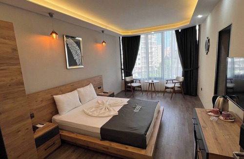 Mezetli Hotel | İCON BUTİK OTEL