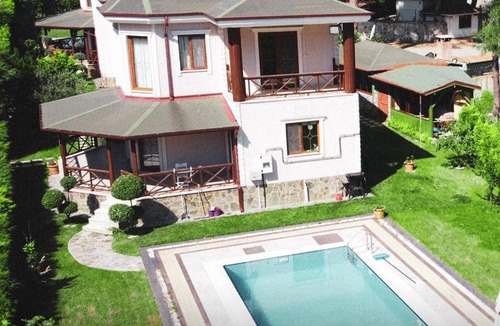 Yanik Villa | Ihlamurlu Home