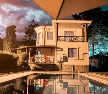Yanik Villa | Ihlamurlu Home