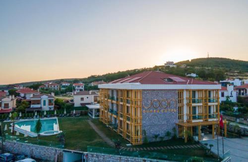 Ayvalik Hotel | Joon Cunda