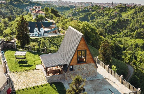 Ardesen House | koda bungalov jakuzili ve deniz manzaralı bungalov