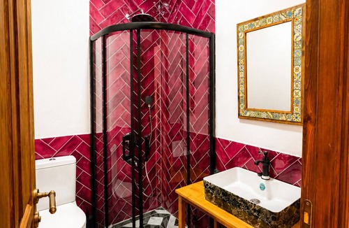 Ayvalik Hotel | Konak 1882
