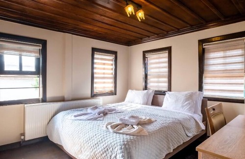 Kiyikoy Hotel | Konak Butik Hotel Papazin Evi