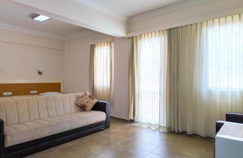 Oludeniz Hotel | Konfor Suit Otel