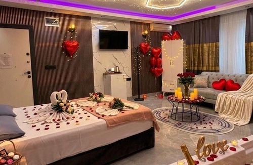 Kagithane Hotel | KRAL GRAND OTEl