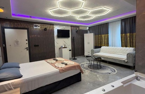 Kagithane Hotel | KRAL GRAND OTEl