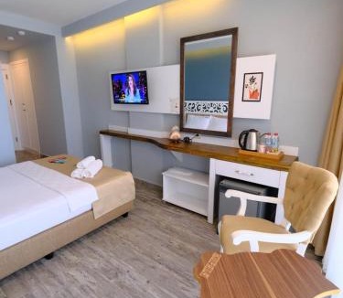 Buyukeceli Hotel | KUPALA BEACH HOTEL