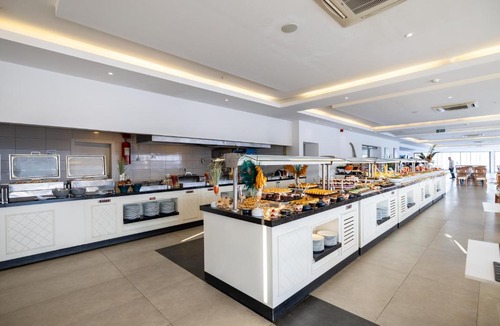 Bodrum City Center Hotel | La Quinta by Wyndham Bodrum
