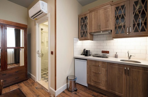 Karakoy Apartment | Level Suites