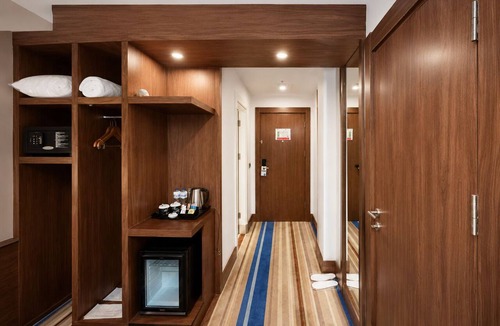 Halkali Hotel | Liv City Hotels Basin Ekspres