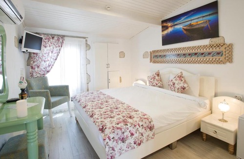 Alacati House | Lodos Hotel