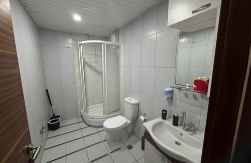 Camas Condo | Lovely 4-bedroom condo in Ordu perfect for your getaway