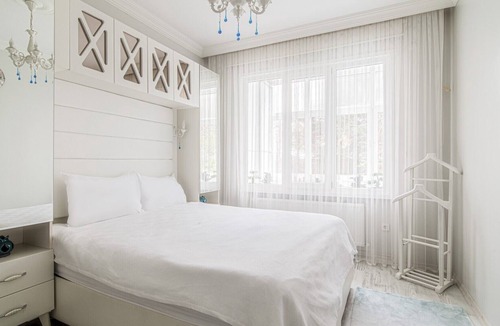 Moda Apartment | Luminous Flat w Balcony 2 min to Moda Pier