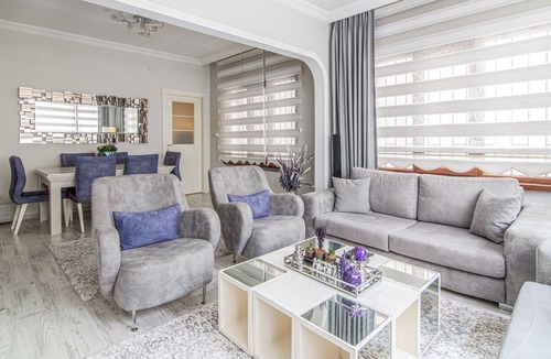Moda Apartment | Luminous Flat w Balcony 2 min to Moda Pier
