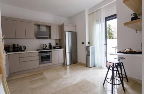 Turgutreis Villa | Luxury 4 Bedroom Villa with Private Pool 200m to Beach - Yeni Dunya Bodrum